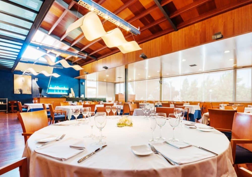 Hotel Granollers Bagian luar foto