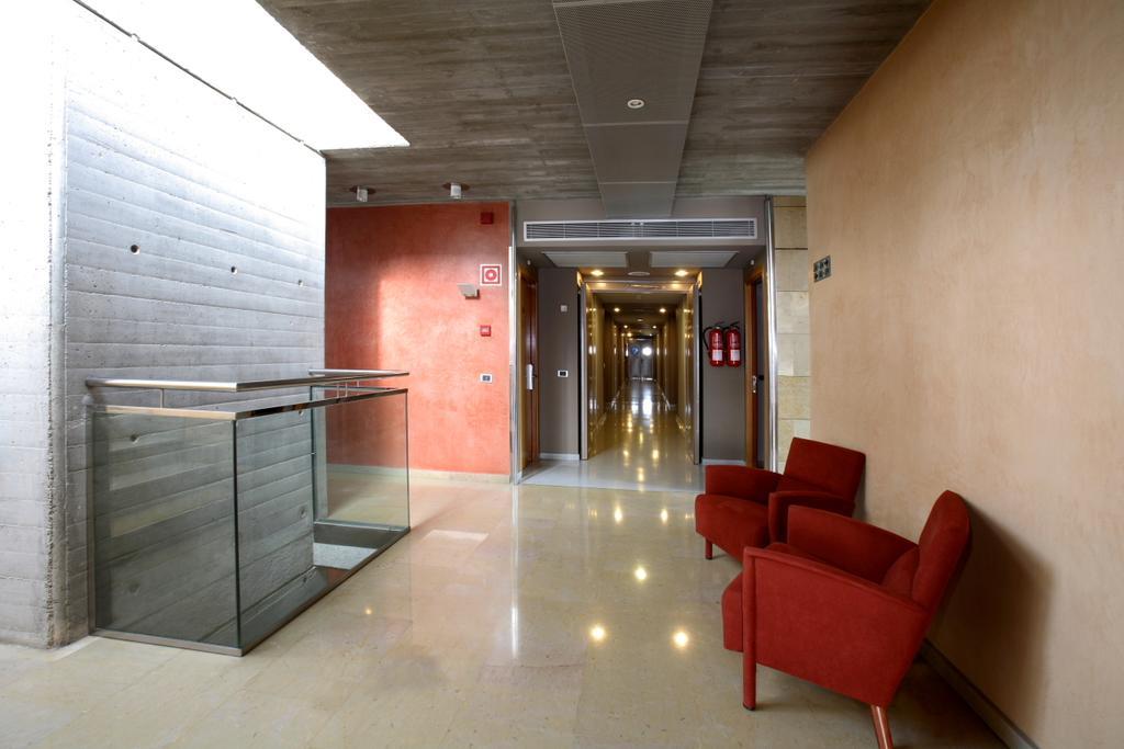 Hotel Granollers Bagian luar foto